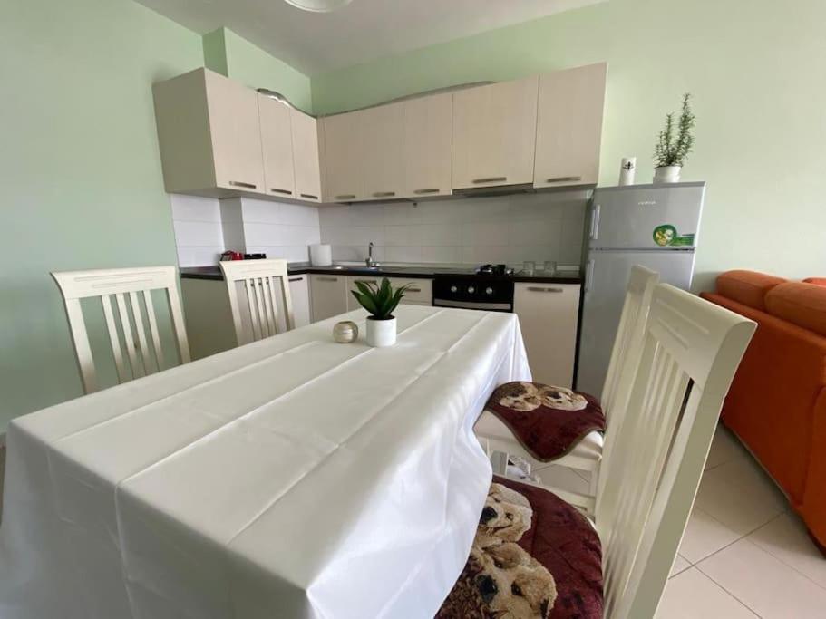 Gold Key Apartments, Durres Beach Екстериор снимка