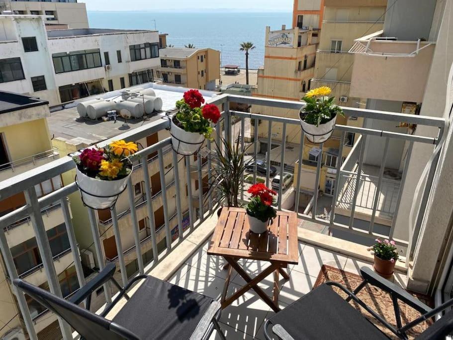 Gold Key Apartments, Durres Beach Екстериор снимка