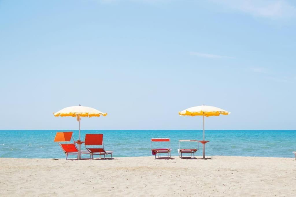 Gold Key Apartments, Durres Beach Екстериор снимка